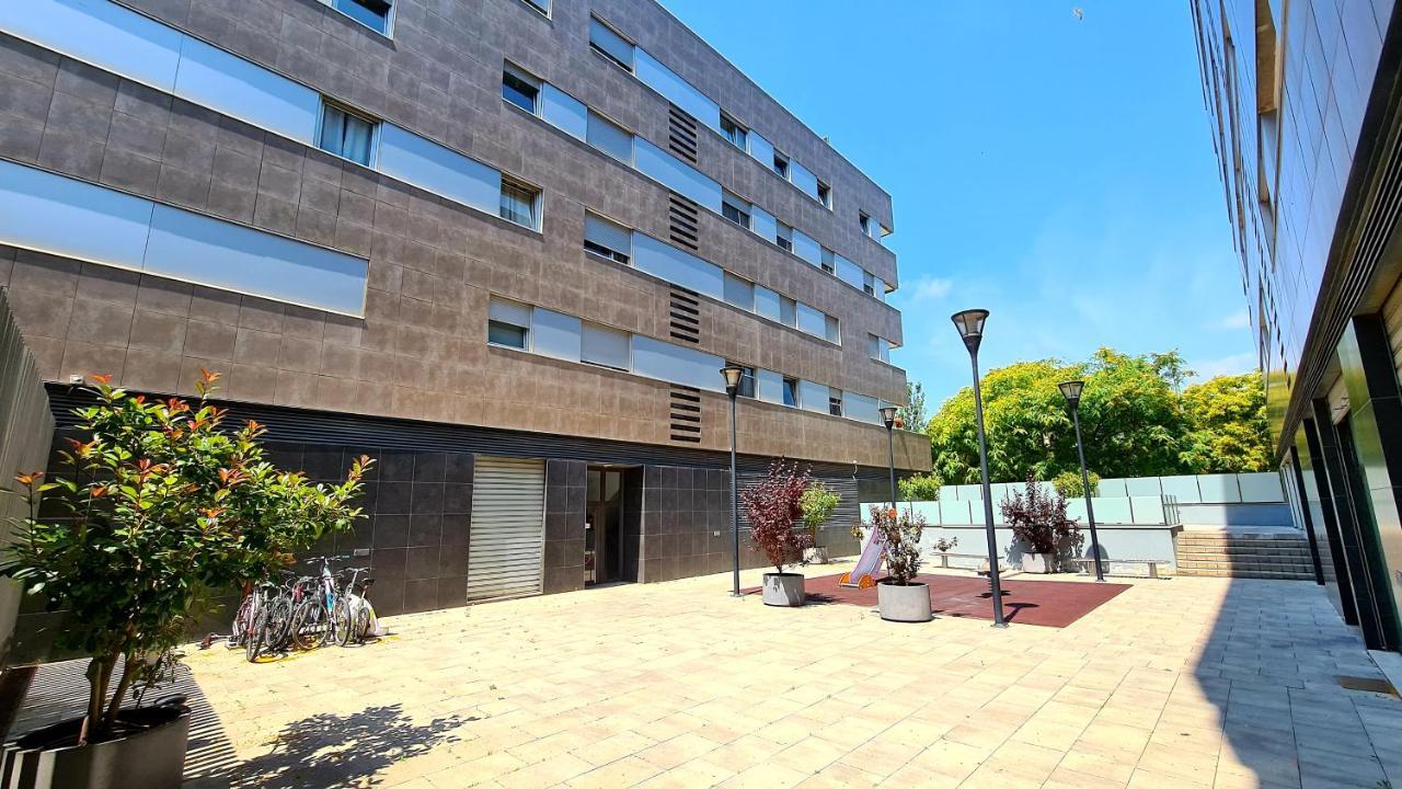 Forum-Ccib-Relax Flats ซานต์อาเตรียเดเบซอซ ภายนอก รูปภาพ