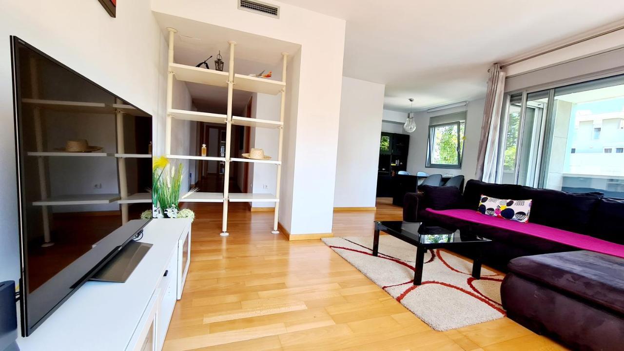 Forum-Ccib-Relax Flats ซานต์อาเตรียเดเบซอซ ภายนอก รูปภาพ
